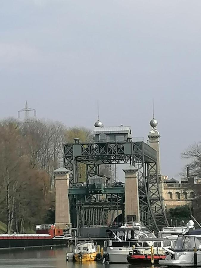 Haus Lupo Am Kanal Castrop-Rauxel Εξωτερικό φωτογραφία