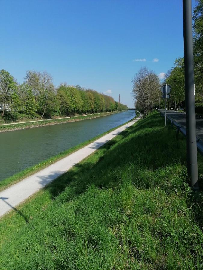 Haus Lupo Am Kanal Castrop-Rauxel Εξωτερικό φωτογραφία